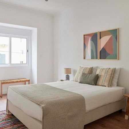 Spacious & Light-Filled 4Br Apartment By Timecoler Amadora Exterior photo